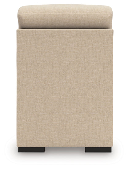 LadyMae 4-Piece Sectional