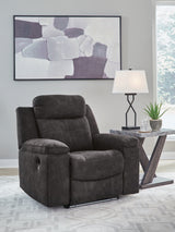 Zero Wall Recliner