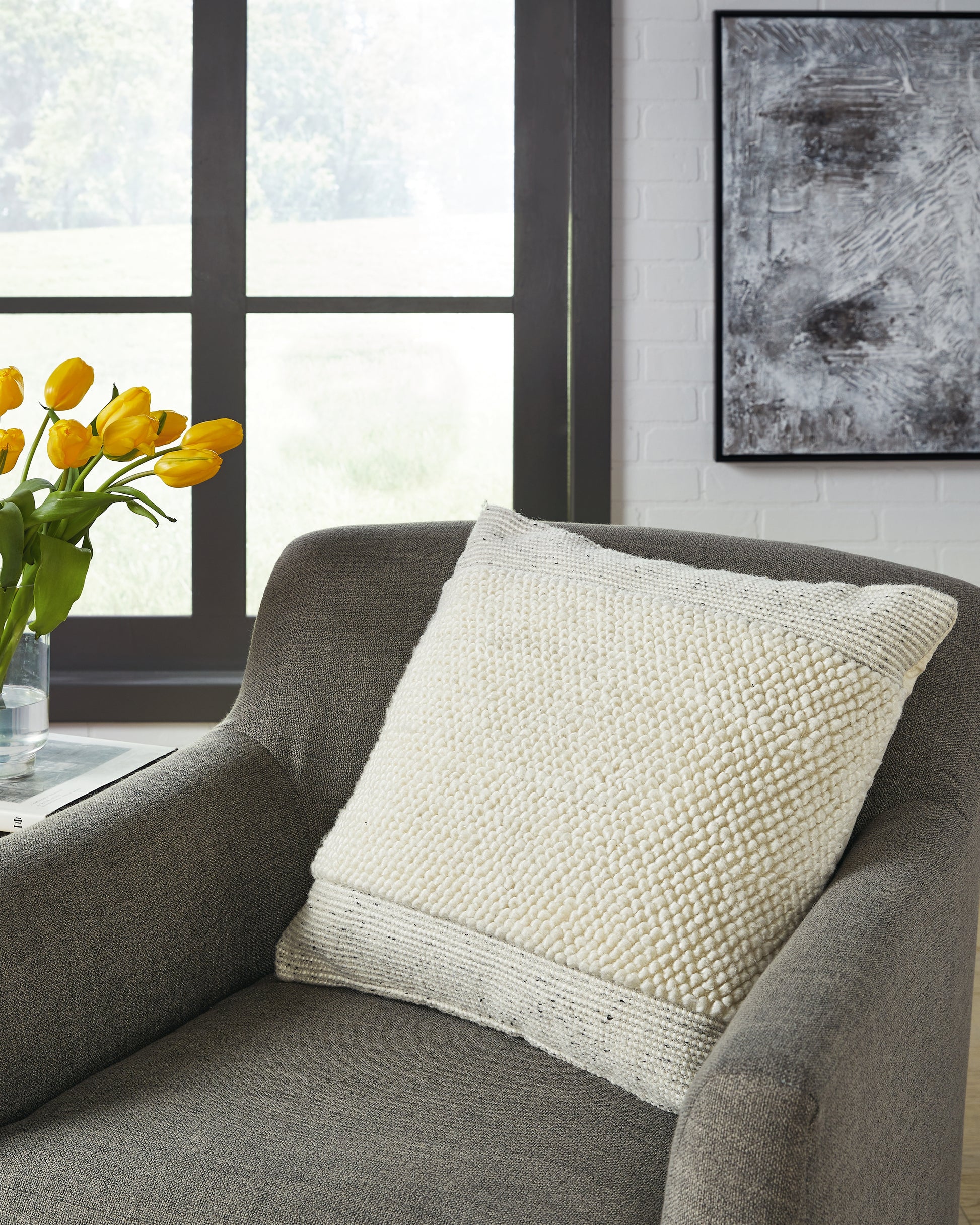 Stuart Furniture Outlet - Ashley Furniture - Rowcher Pillows - Pillow / Gray/White - A1001004P