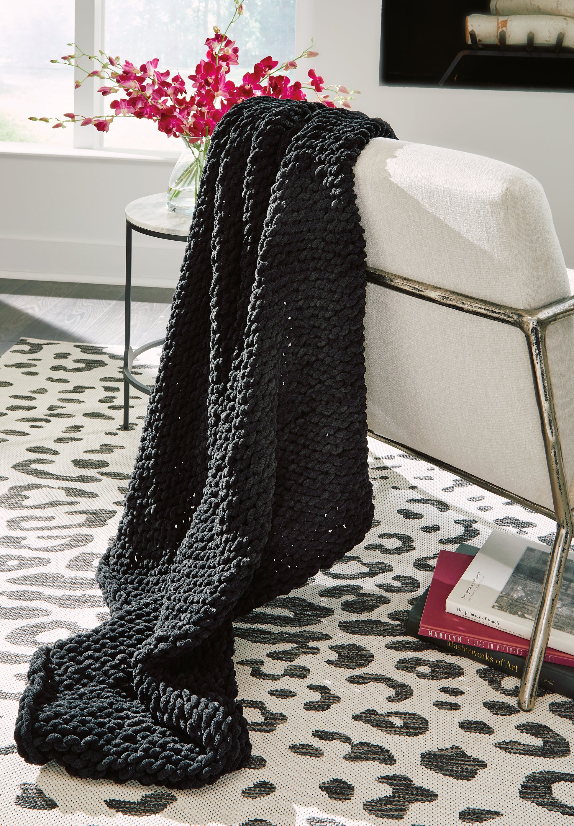 Stuart Furniture Outlet - Ashley Furniture - Chaddon Throw (Set of 3) - Throw (3/CS) / Black - A1001061