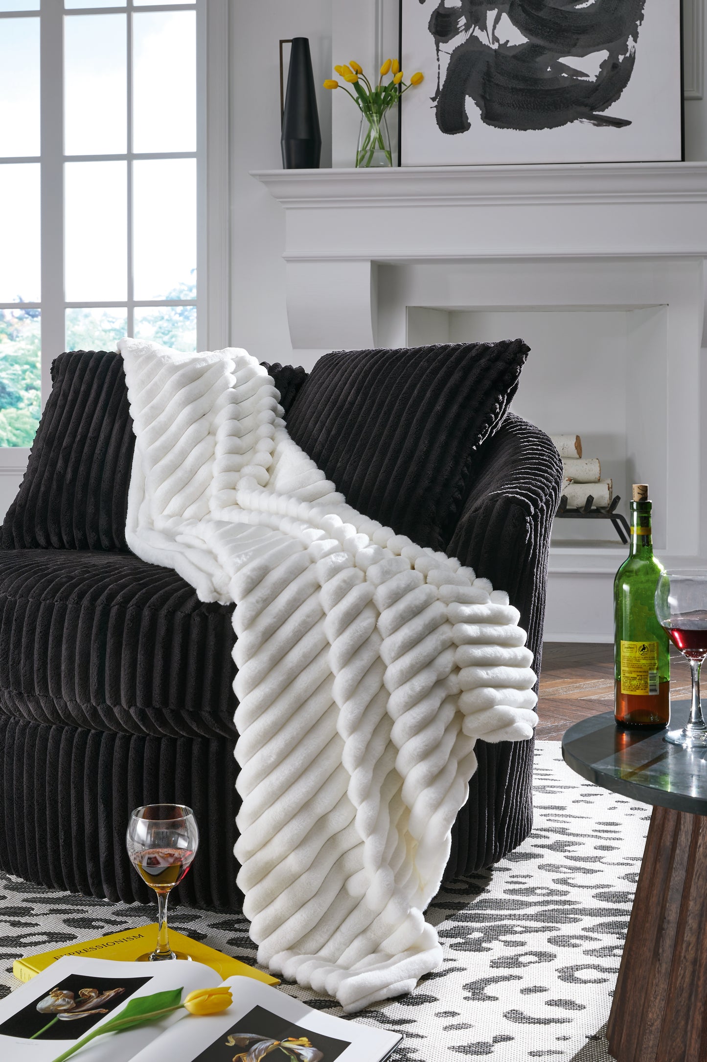 Stuart Furniture Outlet - Ashley Furniture - Alsonwell Throw (Set of 3) - Throw (3/CS) / White - A1001080