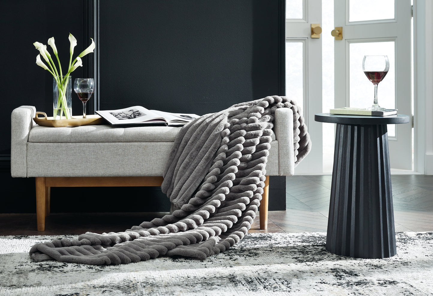 Stuart Furniture Outlet - Ashley Furniture - Alsonwell Throw (Set of 3) - Throw (3/CS) / Gray - A1001081