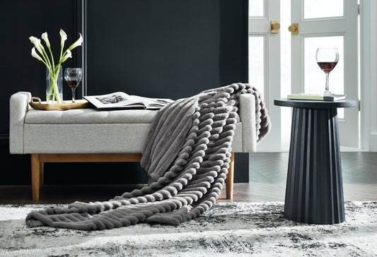 Stuart Furniture Outlet - Ashley Furniture - Alsonwell Throw (Set of 3) - Throw (3/CS) / Gray - A1001081