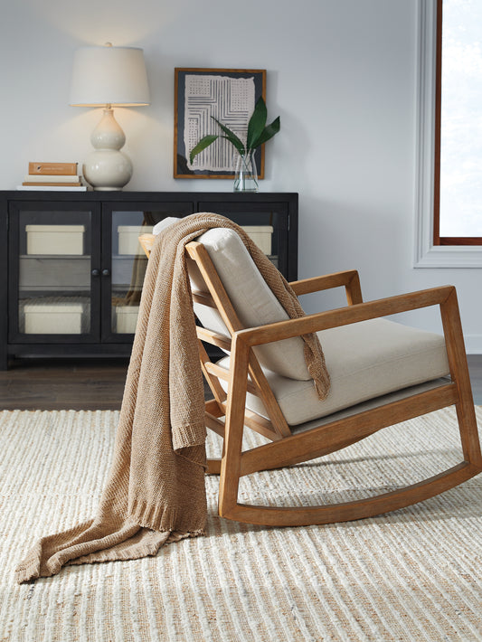 Stuart Furniture Outlet - Ashley Furniture - Anawood Throw (Set of 3) - Throw (3/CS) / Gold - A1001099