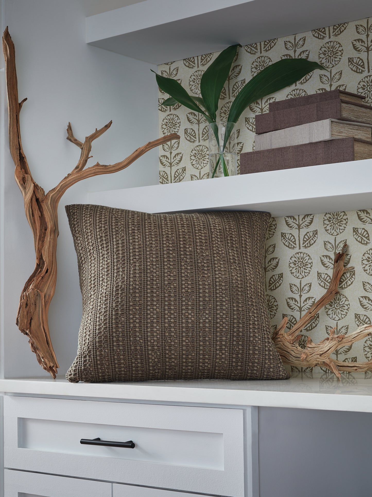 Stuart Furniture Outlet - Ashley Furniture - Landcher Pillows - Pillow / Brown - A1001104P