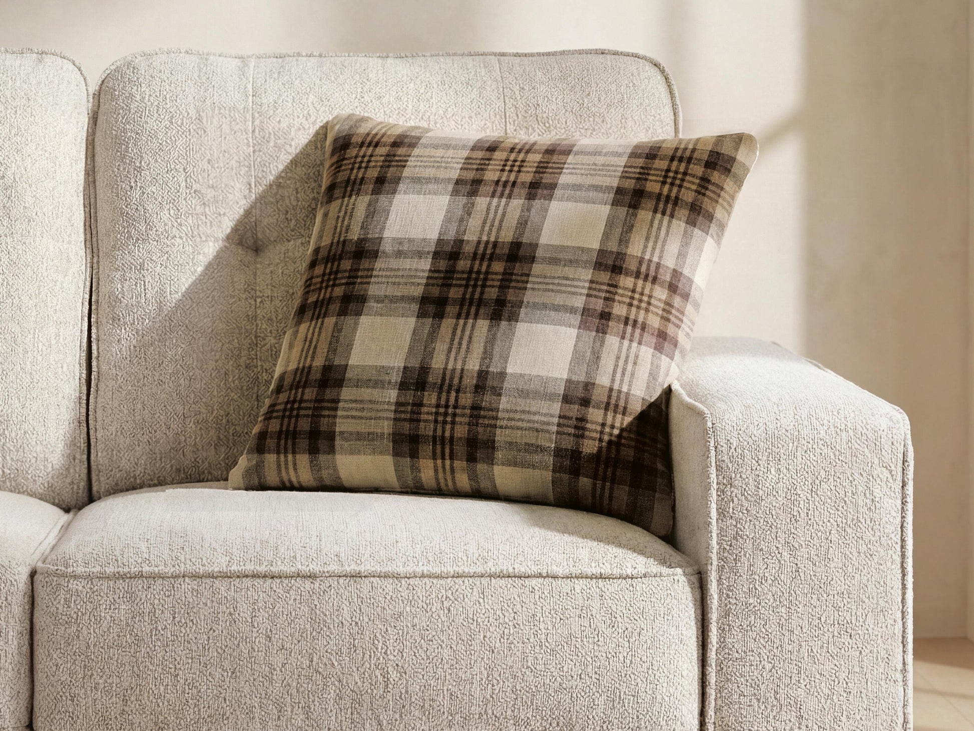 Stuart Furniture Outlet - Ashley Furniture - Varnburg Pillows - Pillow (4/CS) - A1001182