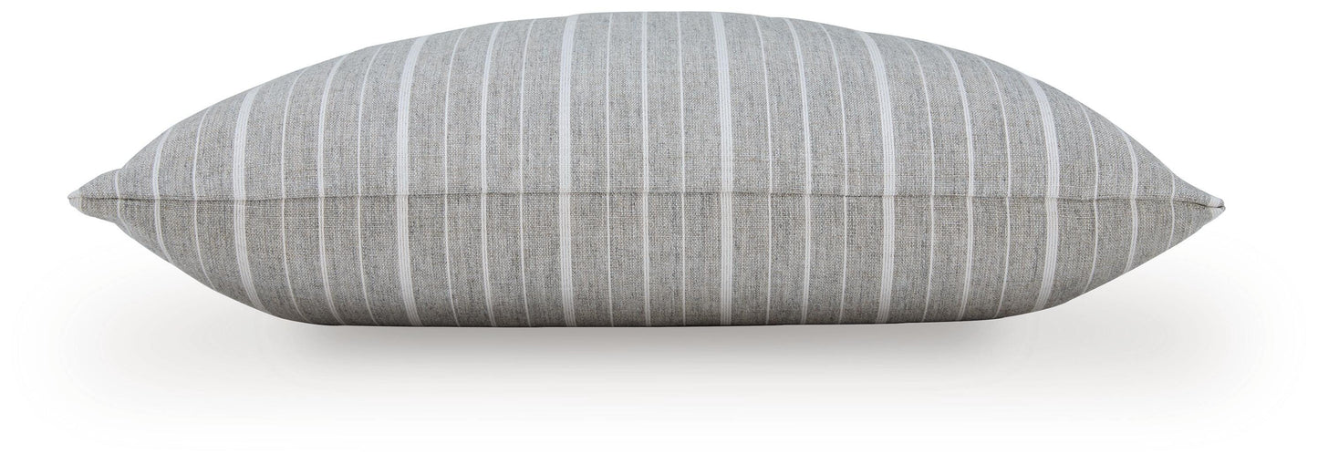 Vernthrone Pillows