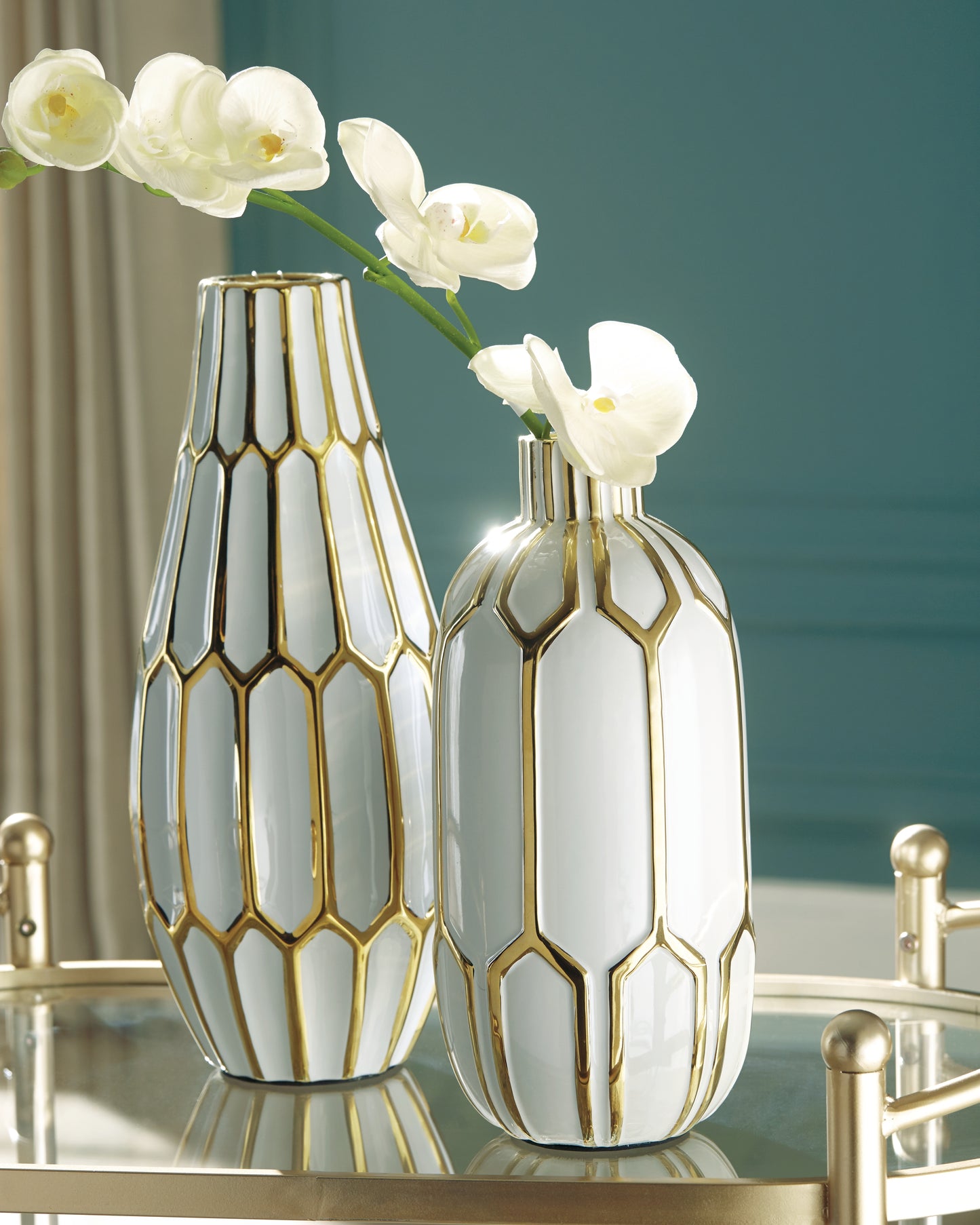 Stuart Furniture Outlet - Ashley Furniture - Mohsen Vase - Vase Set (Set of 2) / Gold Finish/White - A2000135