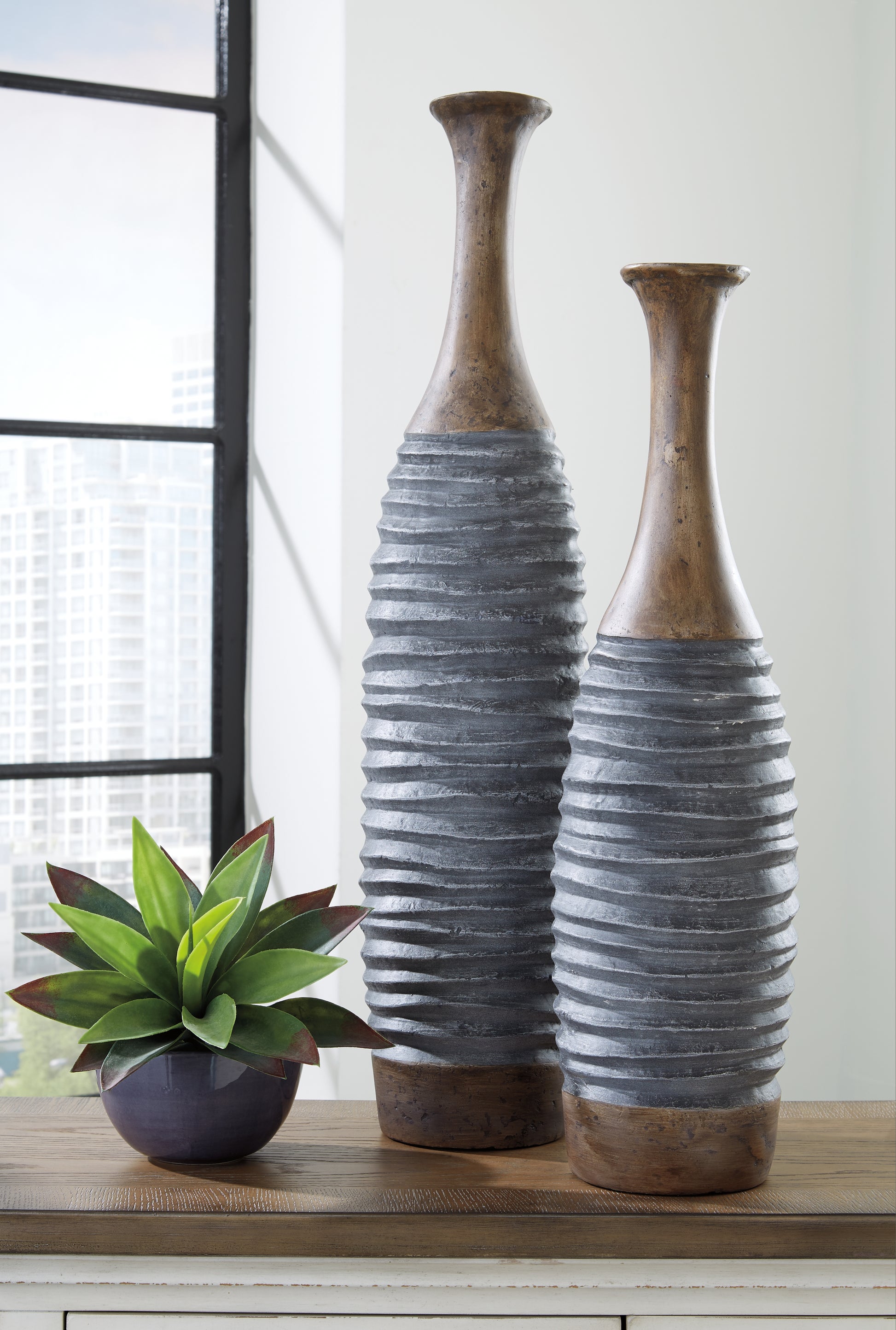 Stuart Furniture Outlet - Ashley Furniture - Blayze Vase - Vase Set (Set of 2) / Antique Gray/Brown - A2000388