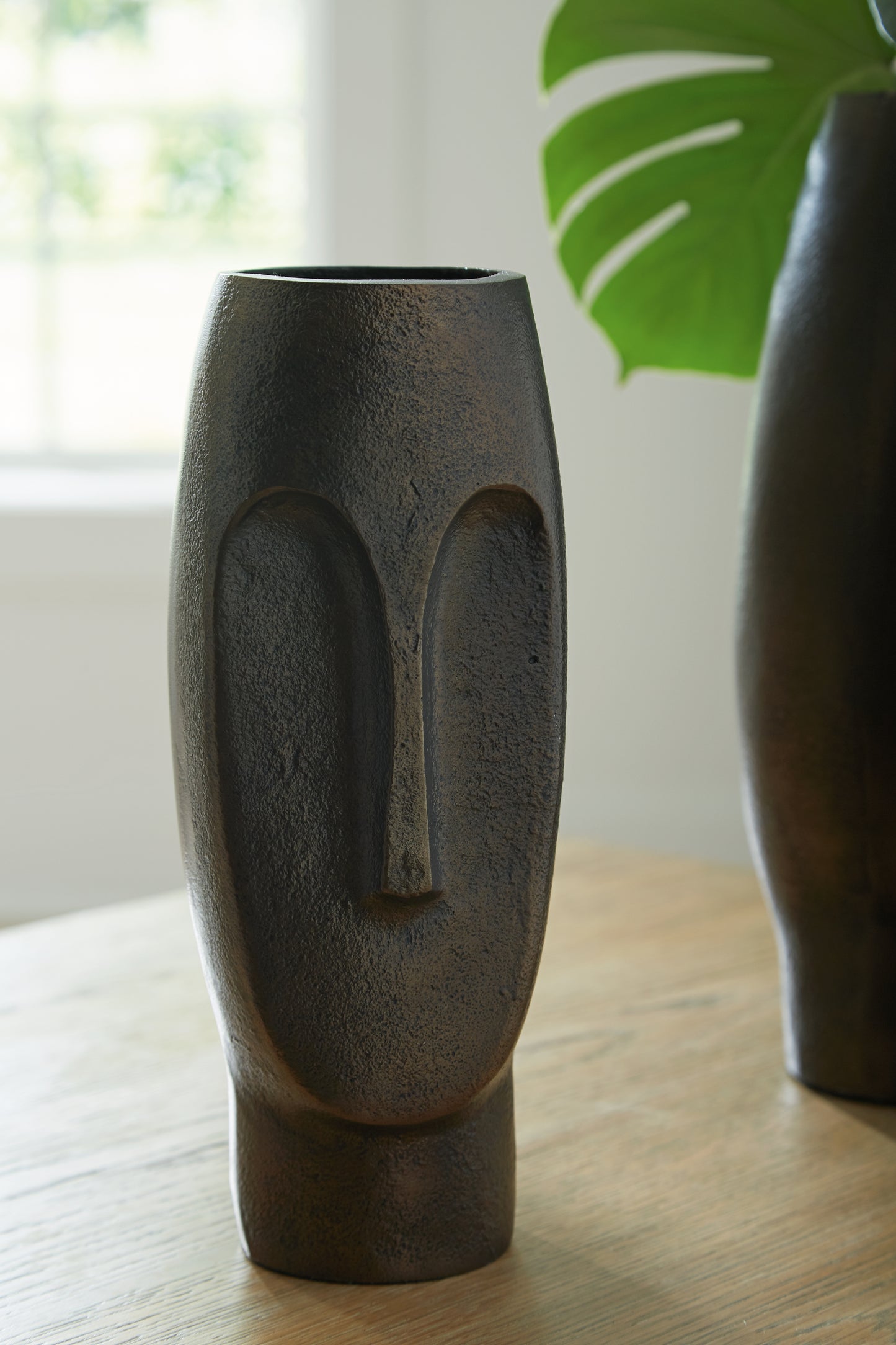 Stuart Furniture Outlet - Ashley Furniture - Elanman Vase - Vase / Antique Bronze Finish - A2000692
