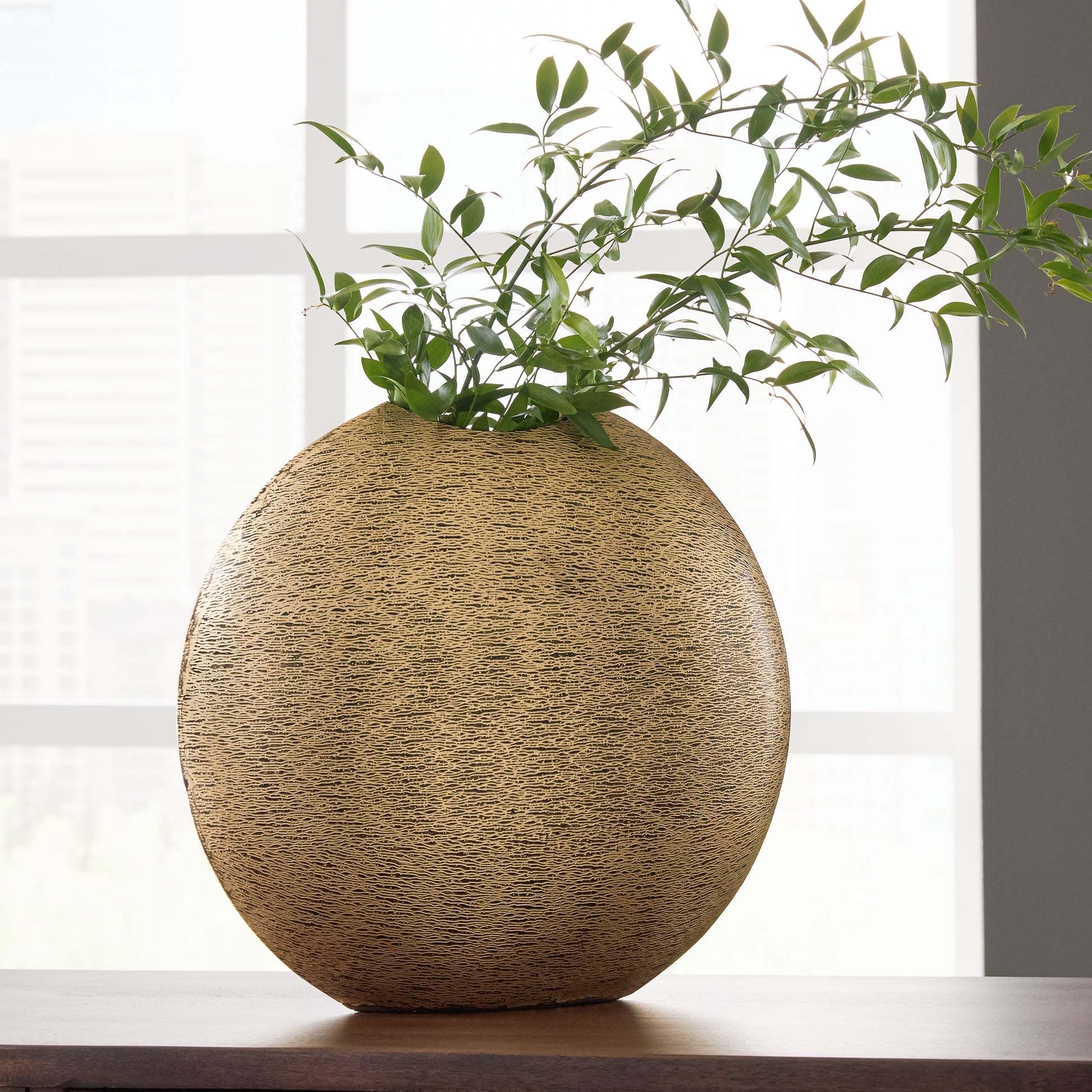 Stuart Furniture Outlet - Ashley Furniture - Iansboro Vase - Vase / Antique Gold Finish - A2000697