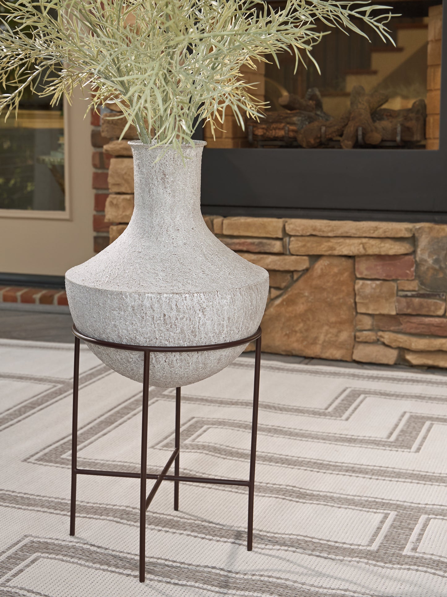 Stuart Furniture Outlet - Ashley Furniture - Estonbank Vase - Vase Set / Distressed Cream - A2000748A1