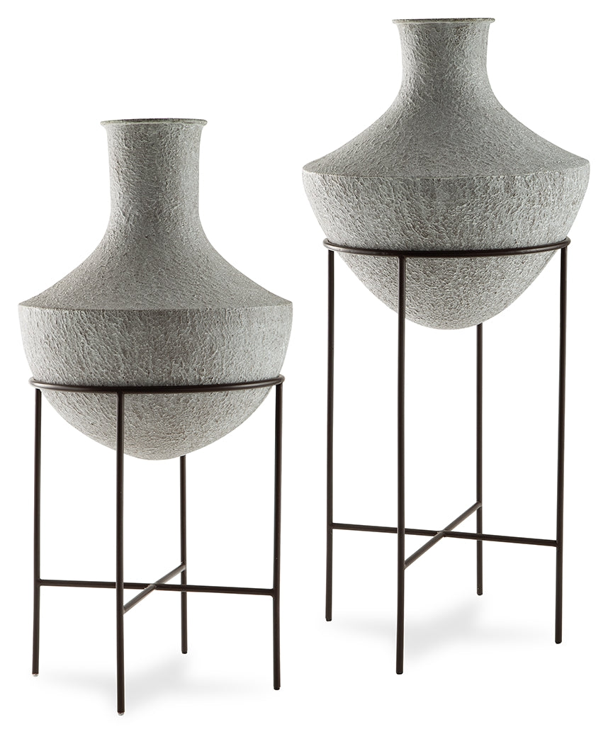 Stuart Furniture Outlet - Ashley Furniture - Estonbank Vase - Vase Set / Distressed Cream - A2000748A1