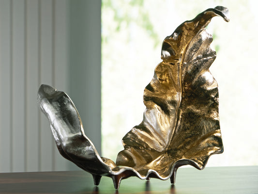 Stuart Furniture Outlet - Ashley Furniture - Darinsen Sculpture - Sculpture / Gold/Silver Finish - A2000785