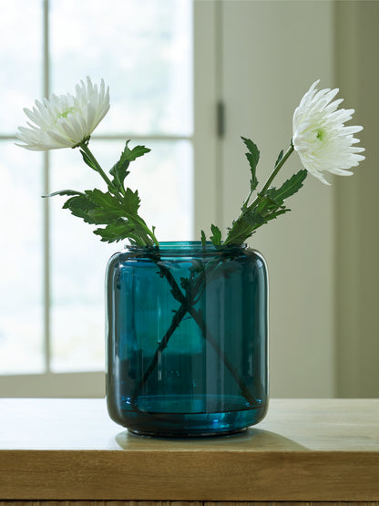 Inisland Vase