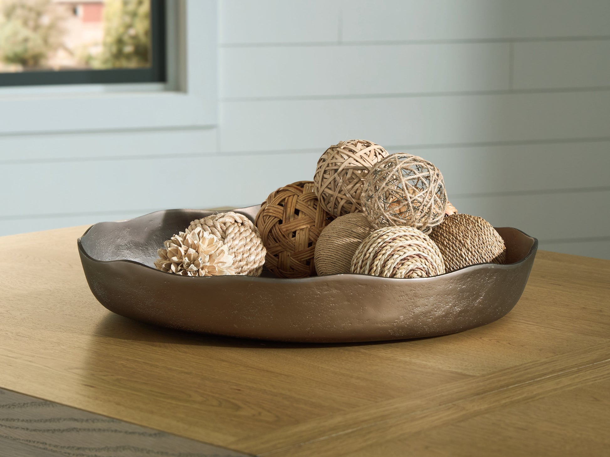 Stuart Furniture Outlet - Ashley Furniture - Wallmen Tray - Tray / Champagne Gold Finish - A2000817