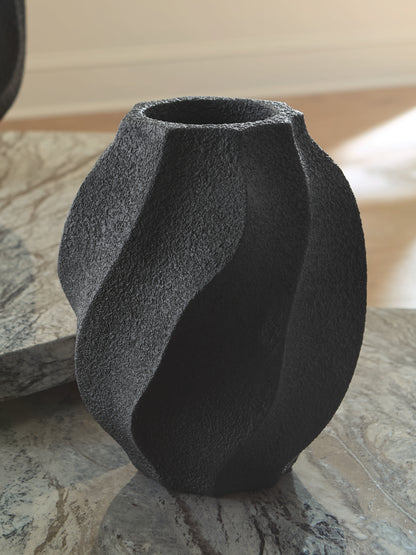 Stuart Furniture Outlet - Ashley Furniture - Judworth Vase - Vase / Black - A2000875