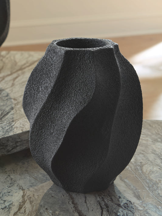 Stuart Furniture Outlet - Ashley Furniture - Judworth Vase - Vase / Black - A2000875