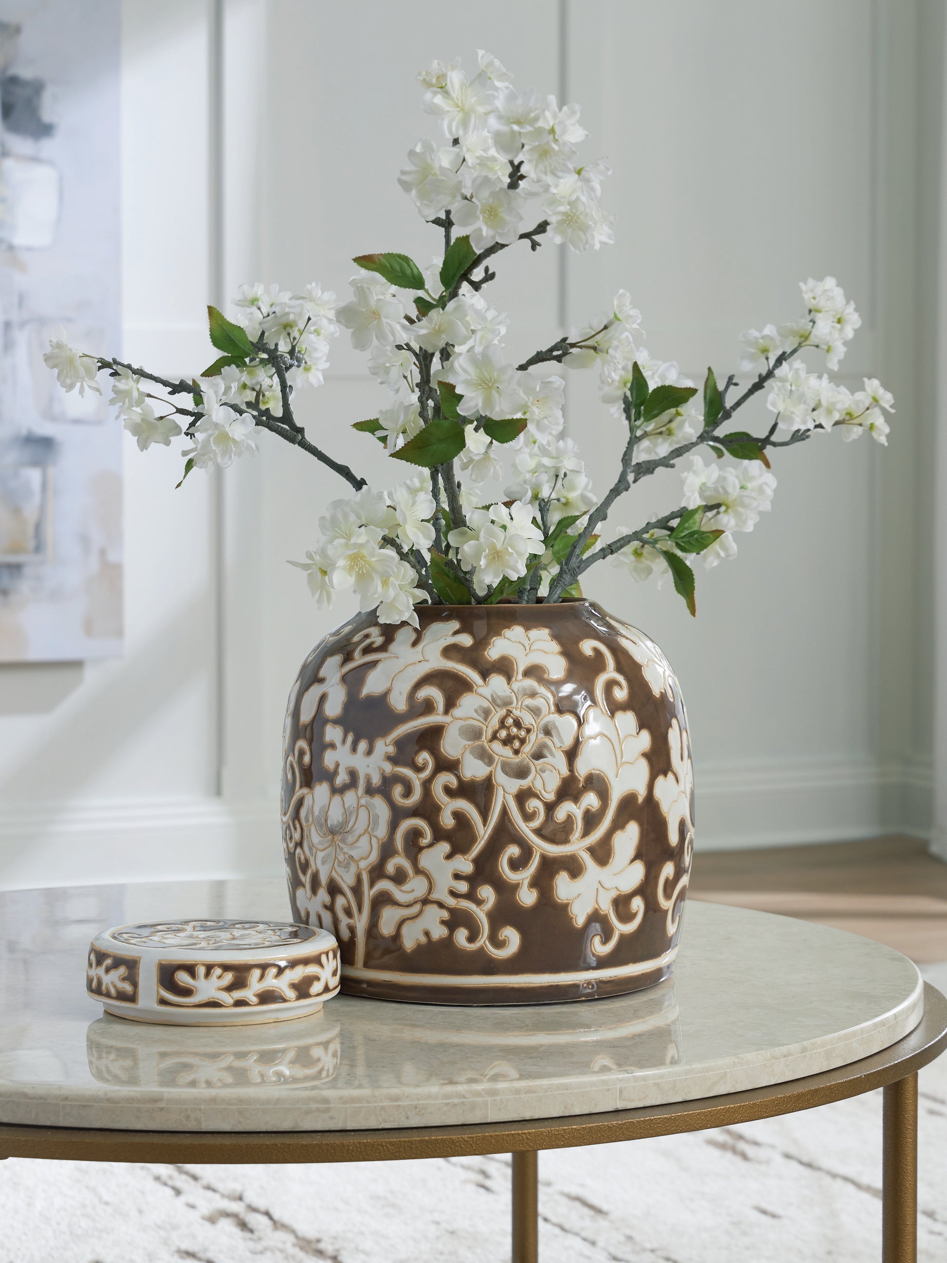 Stuart Furniture Outlet - Ashley Furniture - Adalham Jar - Jar / Brown/Cream - A2000910