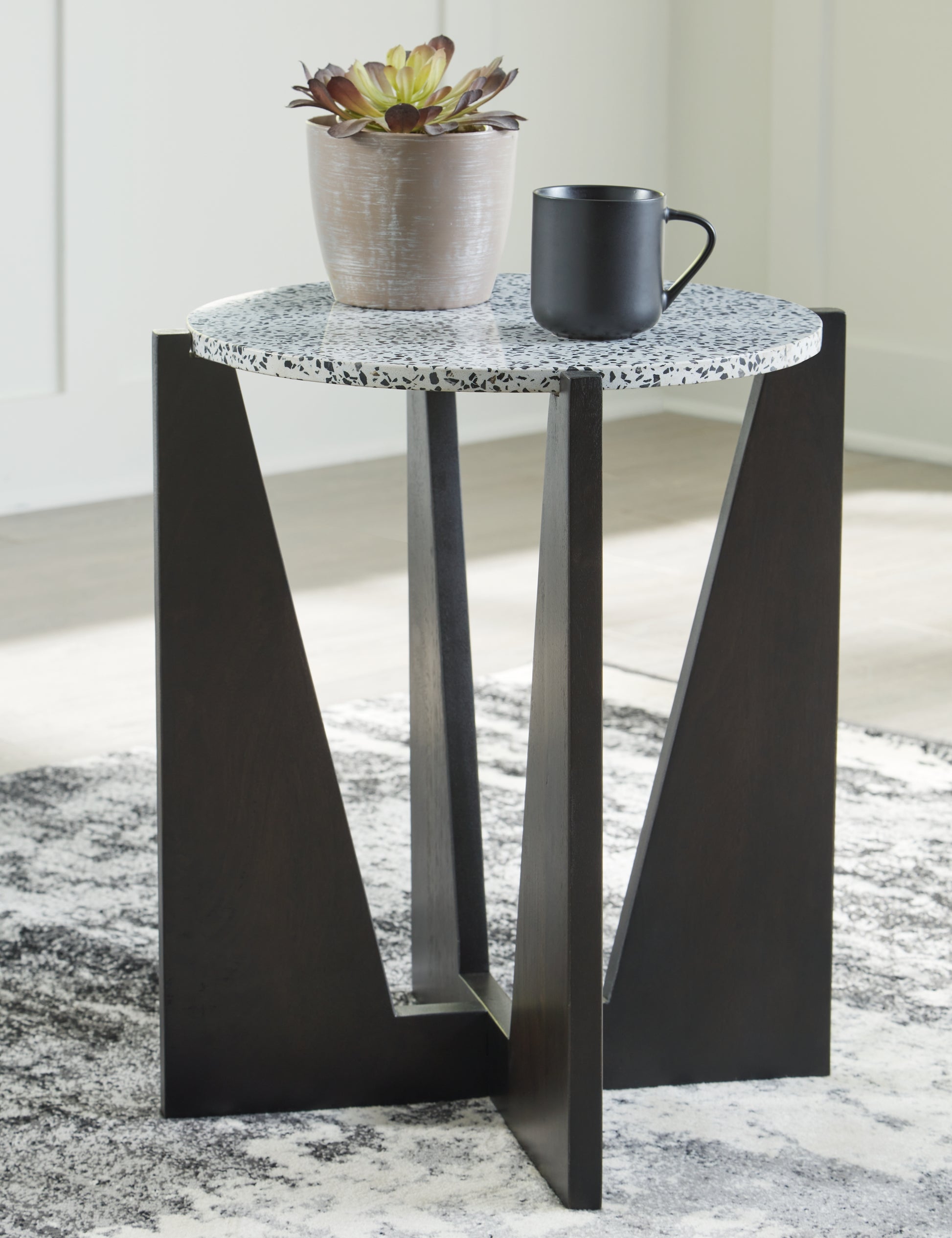 Stuart Furniture Outlet - Ashley Furniture - Tellrich Accent Table - Accent Table / Black/White - A4000616
