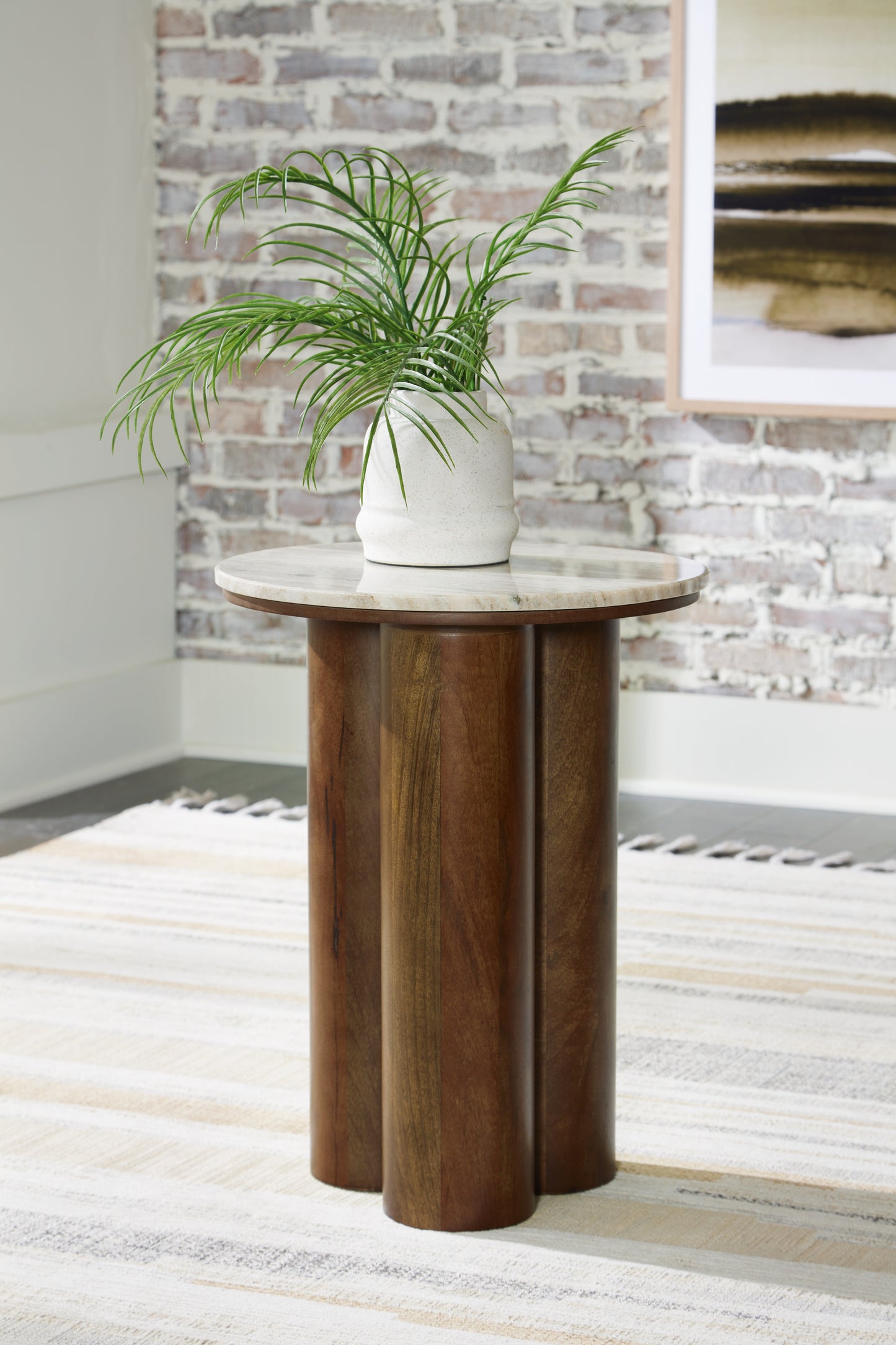 Stuart Furniture Outlet - Ashley Furniture - Henfield Accent Table - Accent Table / Beige/Brown - A4000623