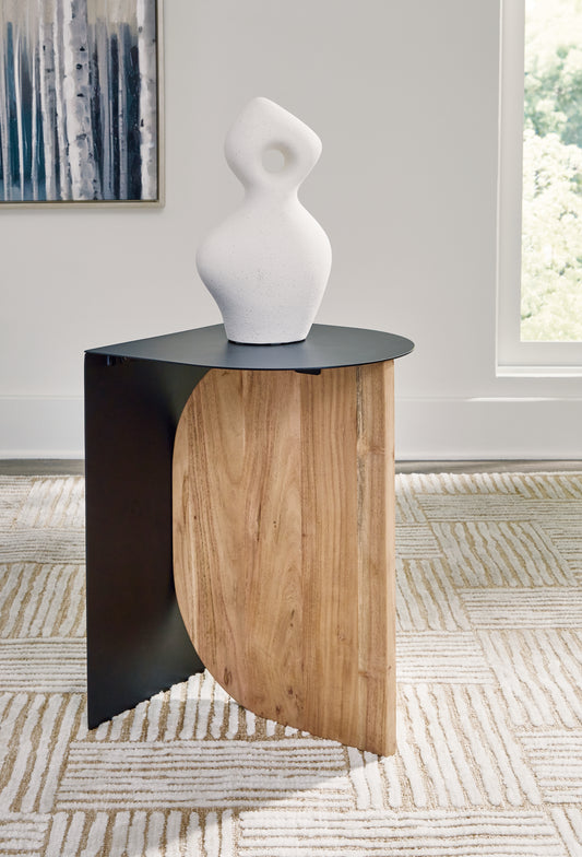 Stuart Furniture Outlet - Ashley Furniture - Ladgate Accent Table - Accent Table / Black/Natural - A4000628