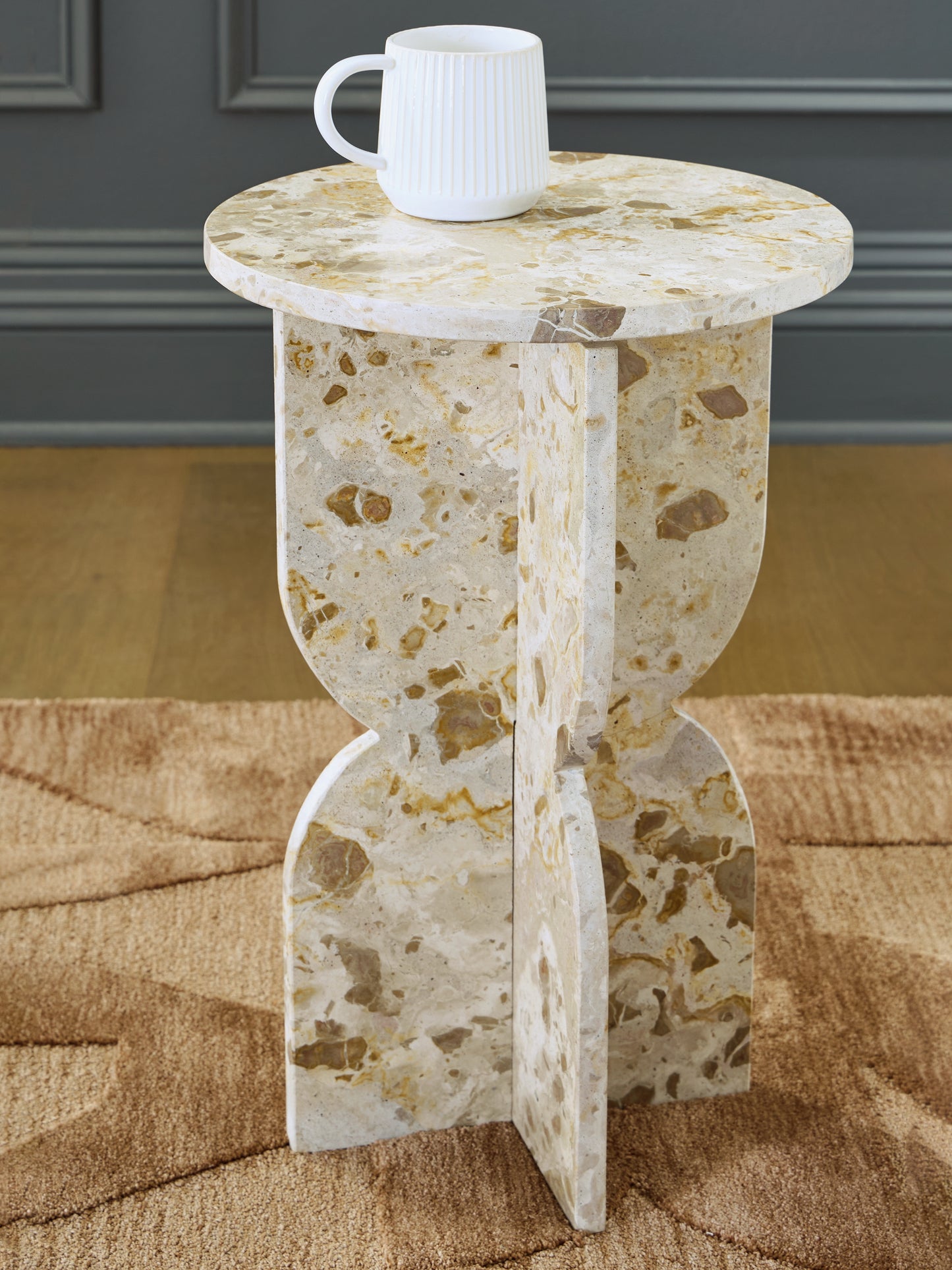 Stuart Furniture Outlet - Ashley Furniture - Treygan Accent Table - Accent Table / Beige - A4000647