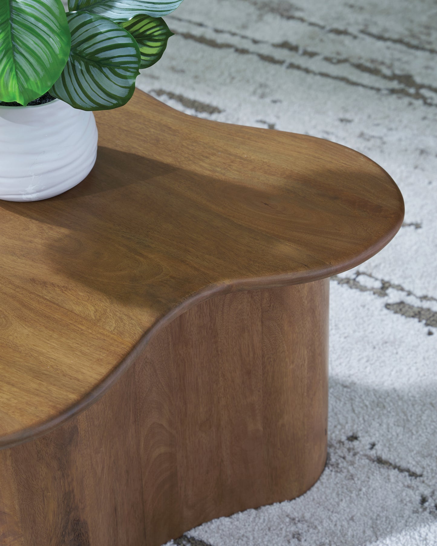 Abeford Accent Coffee Table (Set of 2)