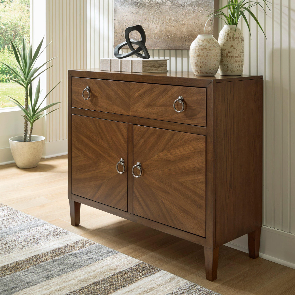 Stuart Furniture Outlet - Ashley Furniture - Walsgrove Accent Cabinet - Accent Cabinet - A4000739