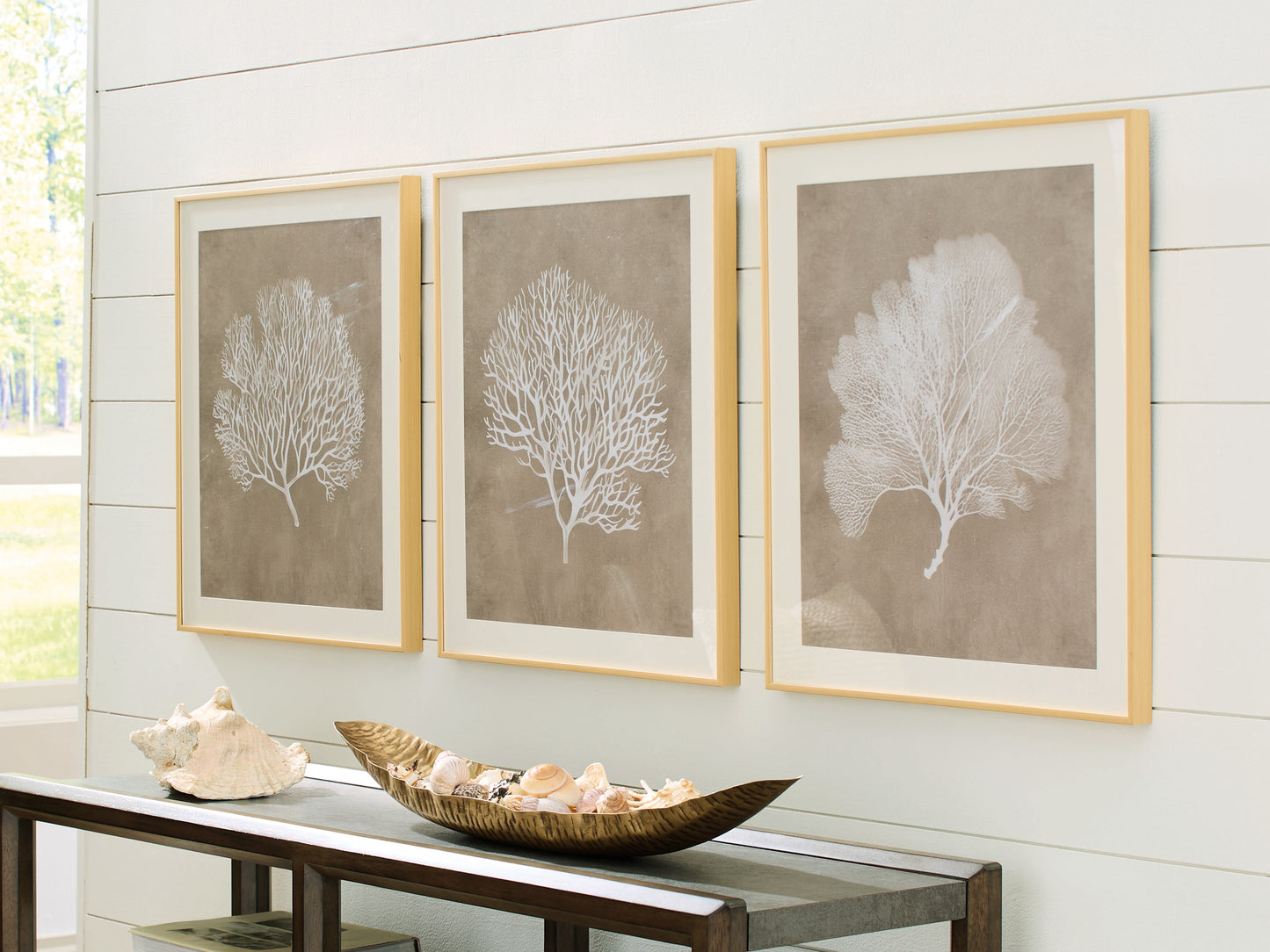Stuart Furniture Outlet - Ashley Furniture - Hendridge Wall Decor - Wall Art Set (3/CN) / Taupe/White - A8000486