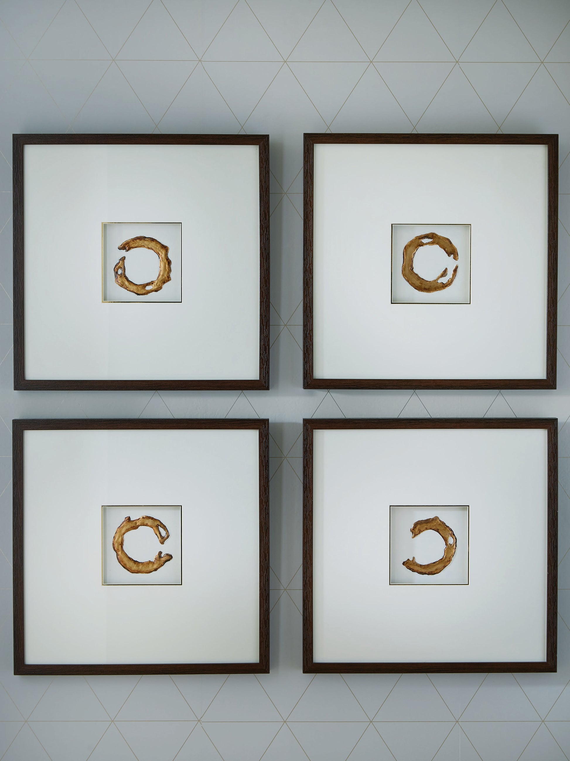 Stuart Furniture Outlet - Ashley Furniture - Dallbourne Wall Decor - Wall Art Set (4/CN) / White/Gold Finish - A8000491
