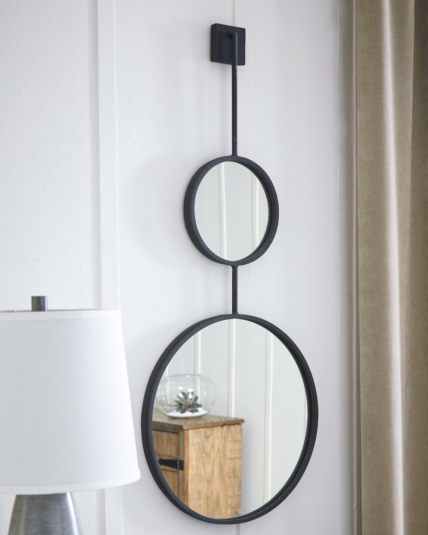 Stuart Furniture Outlet - Ashley Furniture - Brewer Mirror - Accent Mirror / Black - A8010166