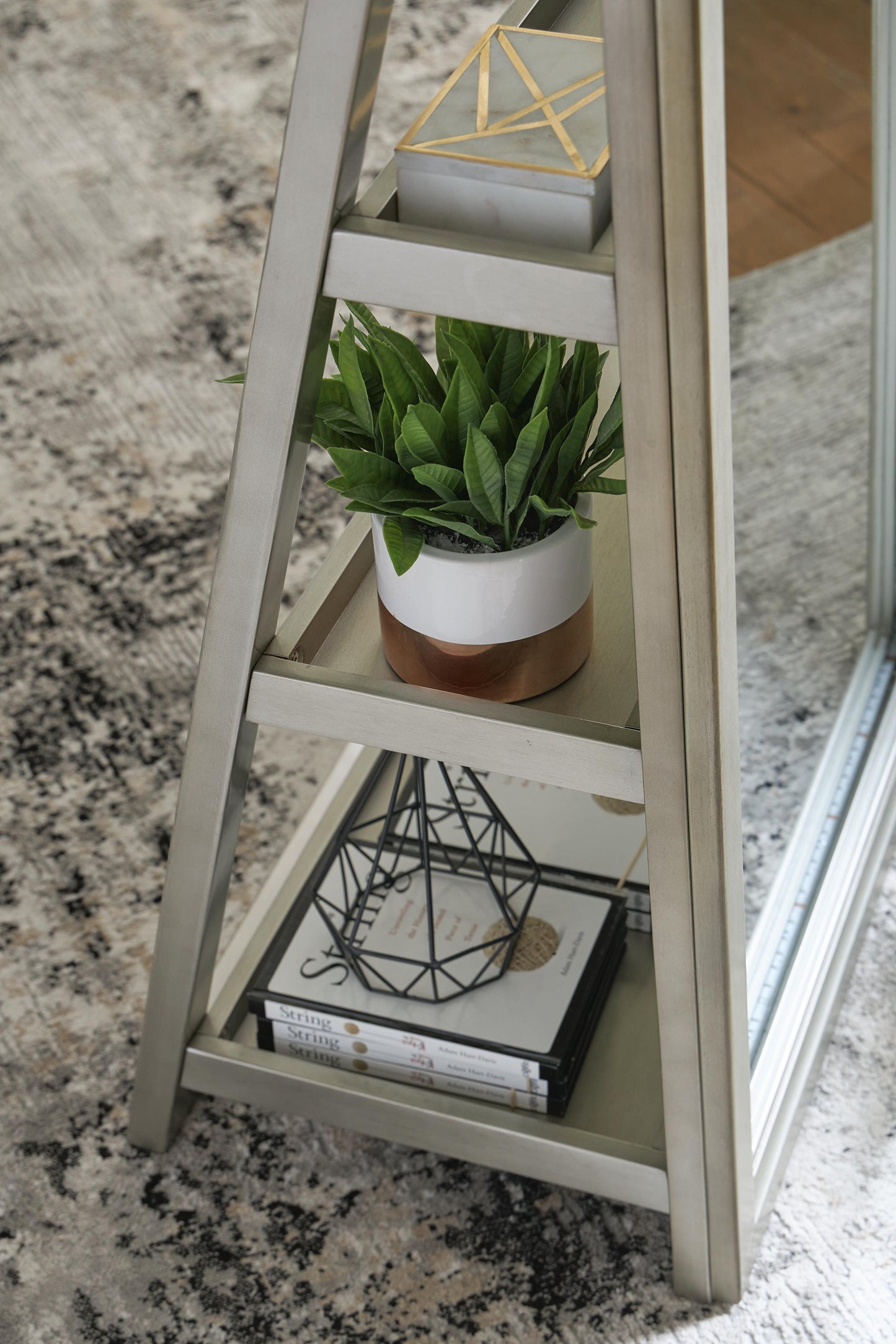 Evesen Mirror