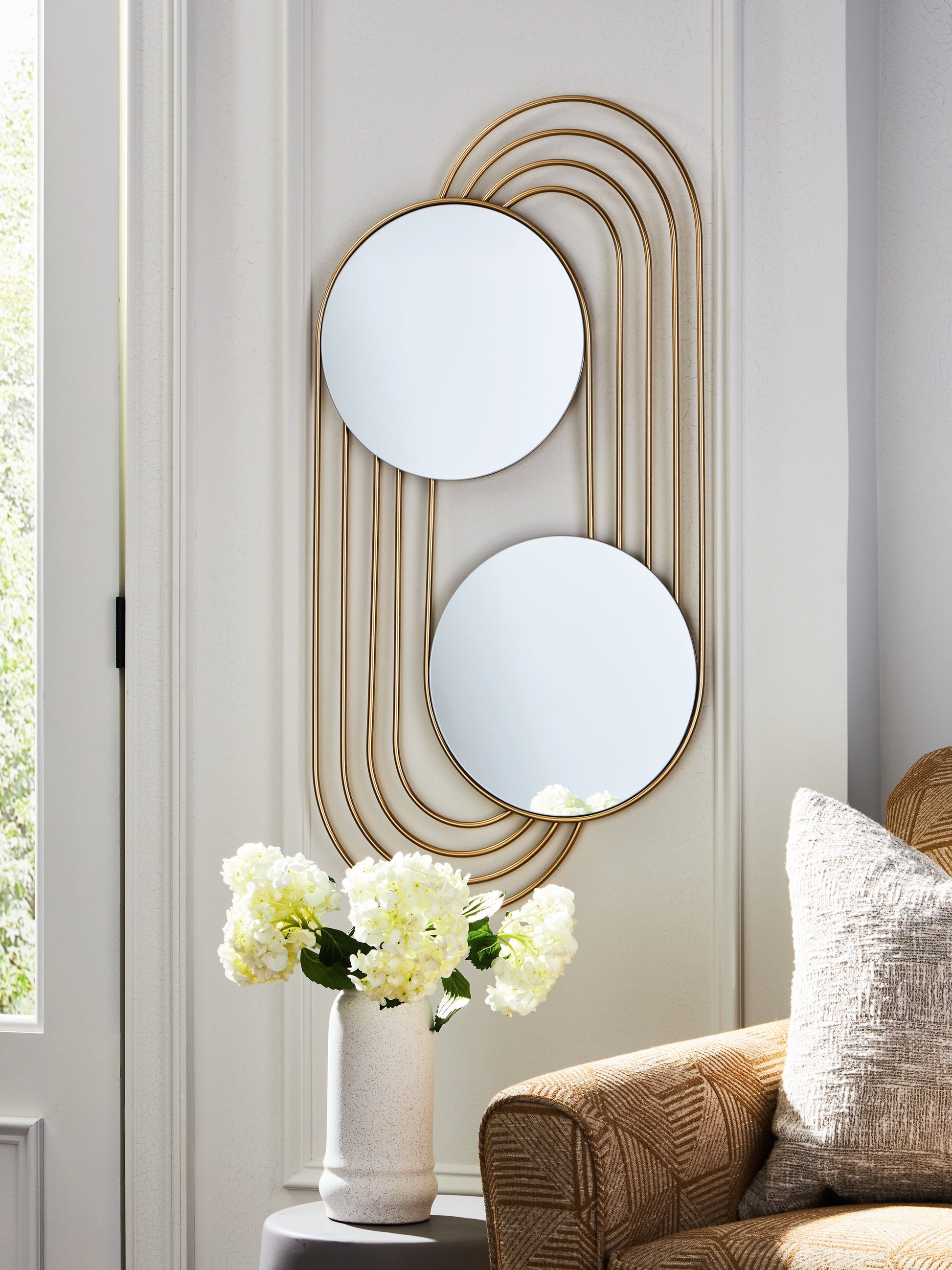 Stuart Furniture Outlet - Ashley Furniture - Warrenley Mirror - Accent Mirror / Gold Finish - A8010401