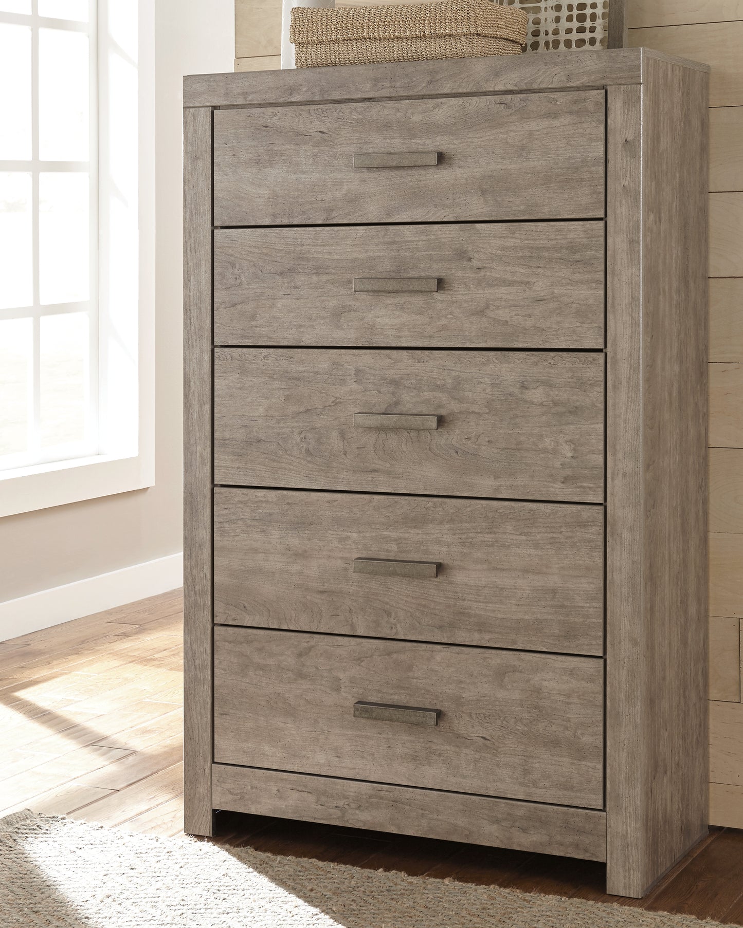 Stuart Furniture Outlet - Ashley Furniture - Culverbach Bedroom - Five Drawer Chest / Gray - B070-46
