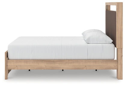 Kinlanni Bedroom
