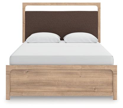 Kinlanni Bedroom