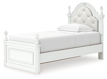 Kozlani Bedroom
