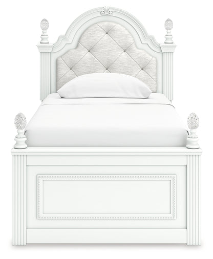 Kozlani Bedroom