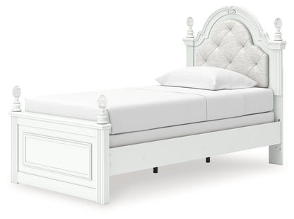 Kozlani Bedroom