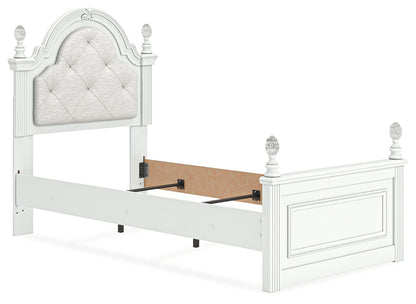 Kozlani Bedroom