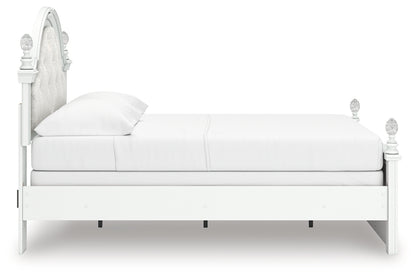 Kozlani Bedroom