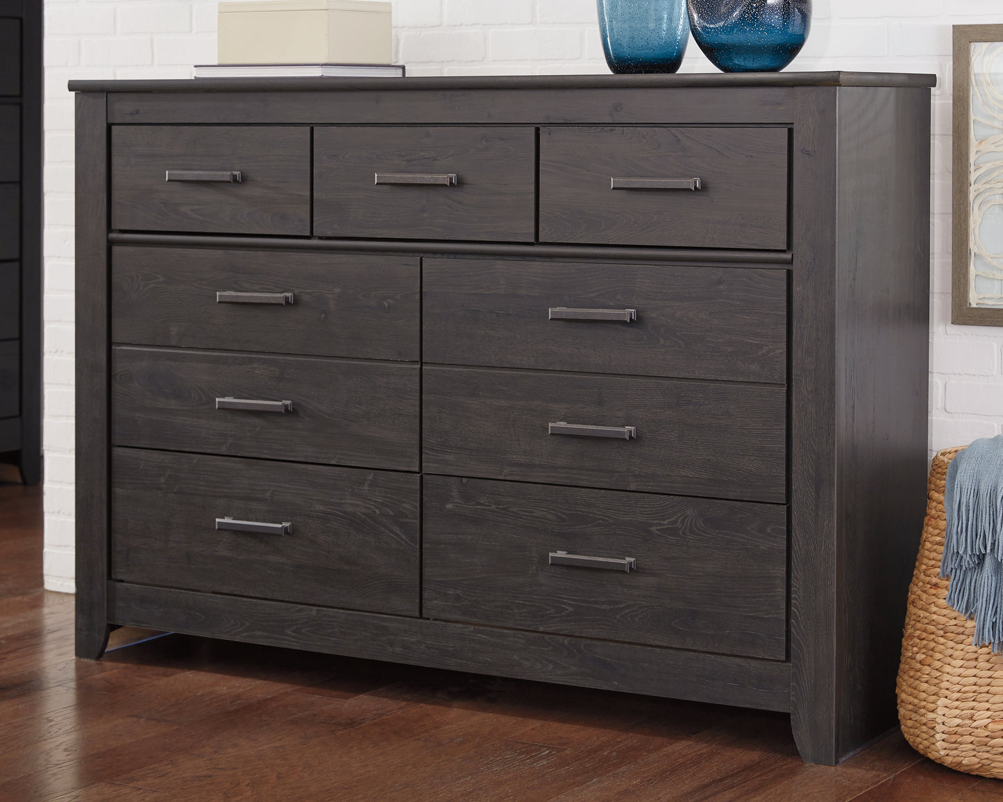 Stuart Furniture Outlet - Ashley Furniture - Brinxton Bedroom - Seven Drawer Dresser / Charcoal - B249-31