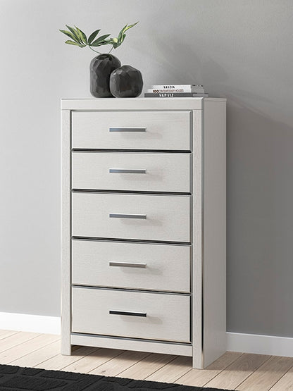 Stuart Furniture Outlet - Ashley Furniture - Zuraleus Bedroom - Five Drawer Chest / White - PCB3381-46