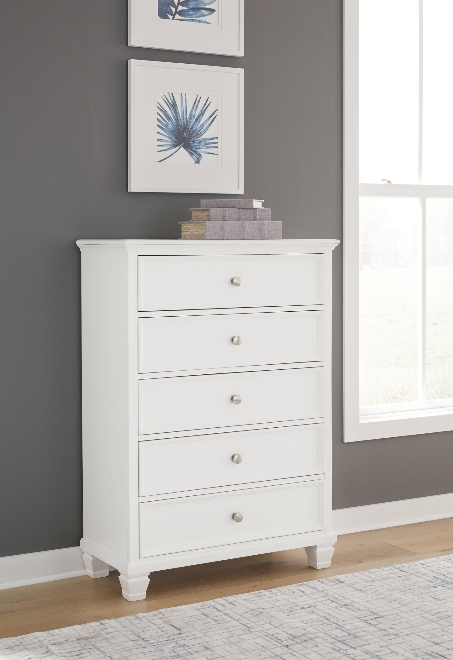 Stuart Furniture Outlet - Ashley Furniture - Fortman Bedroom - Five Drawer Chest / White - B680-46