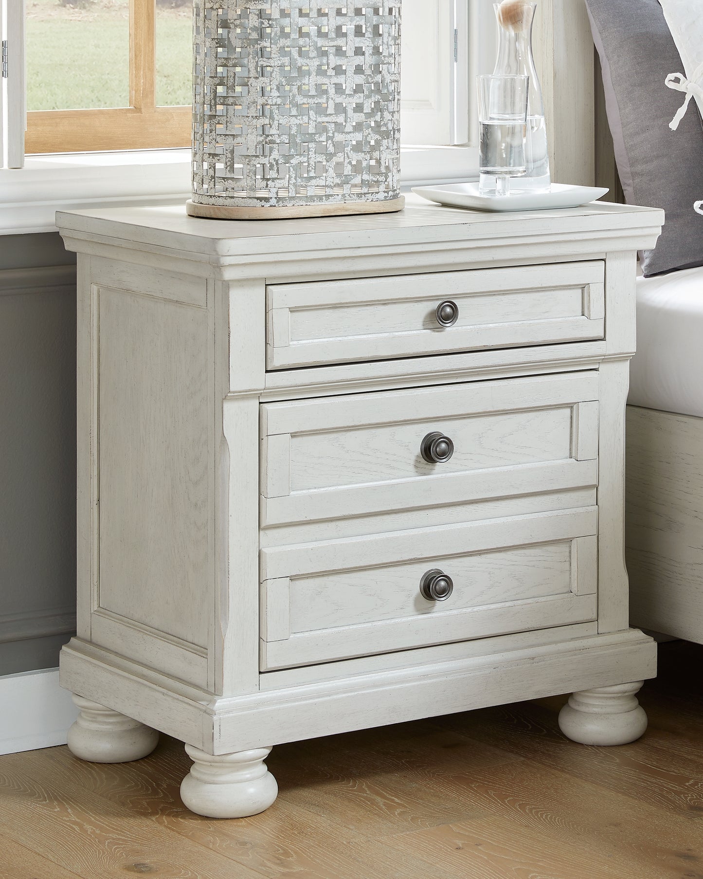 Stuart Furniture Outlet - Ashley Furniture - Robbinsdale Bedroom - Queen Panel Storage Bed / Antique White - B742B24