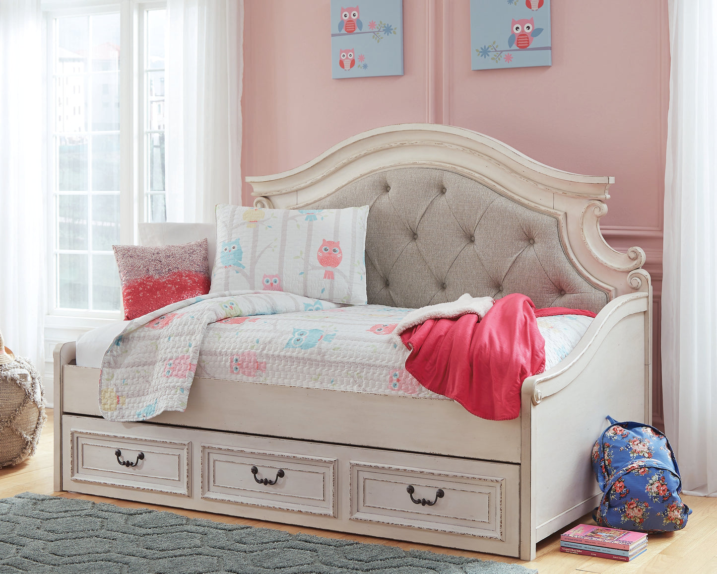 Stuart Furniture Outlet - Ashley Furniture - Realyn Bedroom - Twin Day Bed with 1 Large Storage Drawer / Chipped White - B743B15