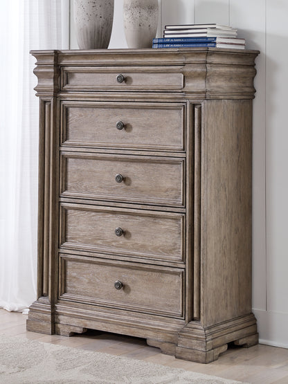 Stuart Furniture Outlet - Ashley Furniture - Blairhurst Bedroom - Five Drawer Chest / Light Grayish Brown - B916-46