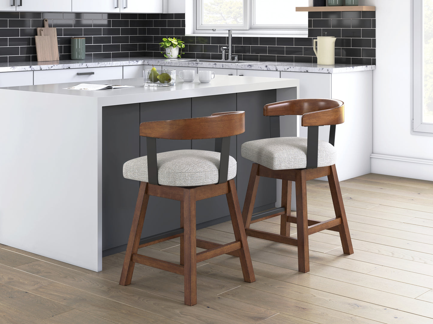 Stuart Furniture Outlet - Ashley Furniture - Ralene Dining Room - Counter Height Barstool (Set of 2) / Medium Brown - D594-224X2