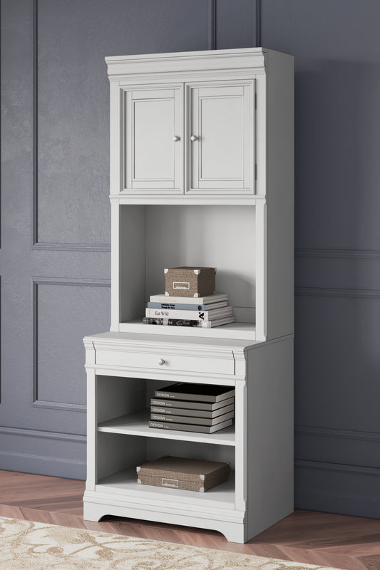 Stuart Furniture Outlet - Ashley Furniture - Kanwyn Bookcase - Bookcase / Whitewash - H777H7